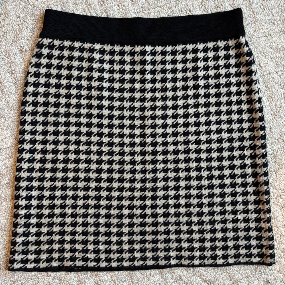Fenn Wright Manson Women's Tan & Black Houndstooth Wool Skirt Size M